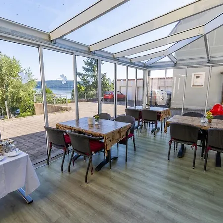 Gaestehaus Kleeberger Bed & Breakfast 3*