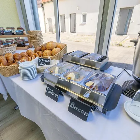 Bed & Breakfast Gaestehaus Kleeberger
