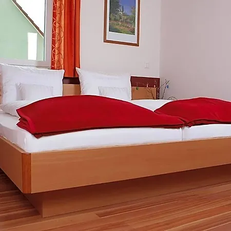 Bed & Breakfast Gaestehaus Kleeberger Pleinfeld