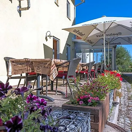 Bed & Breakfast Gaestehaus Kleeberger