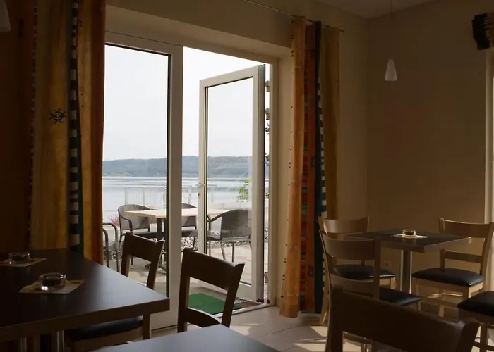 Gaestehaus Kleeberger B&B